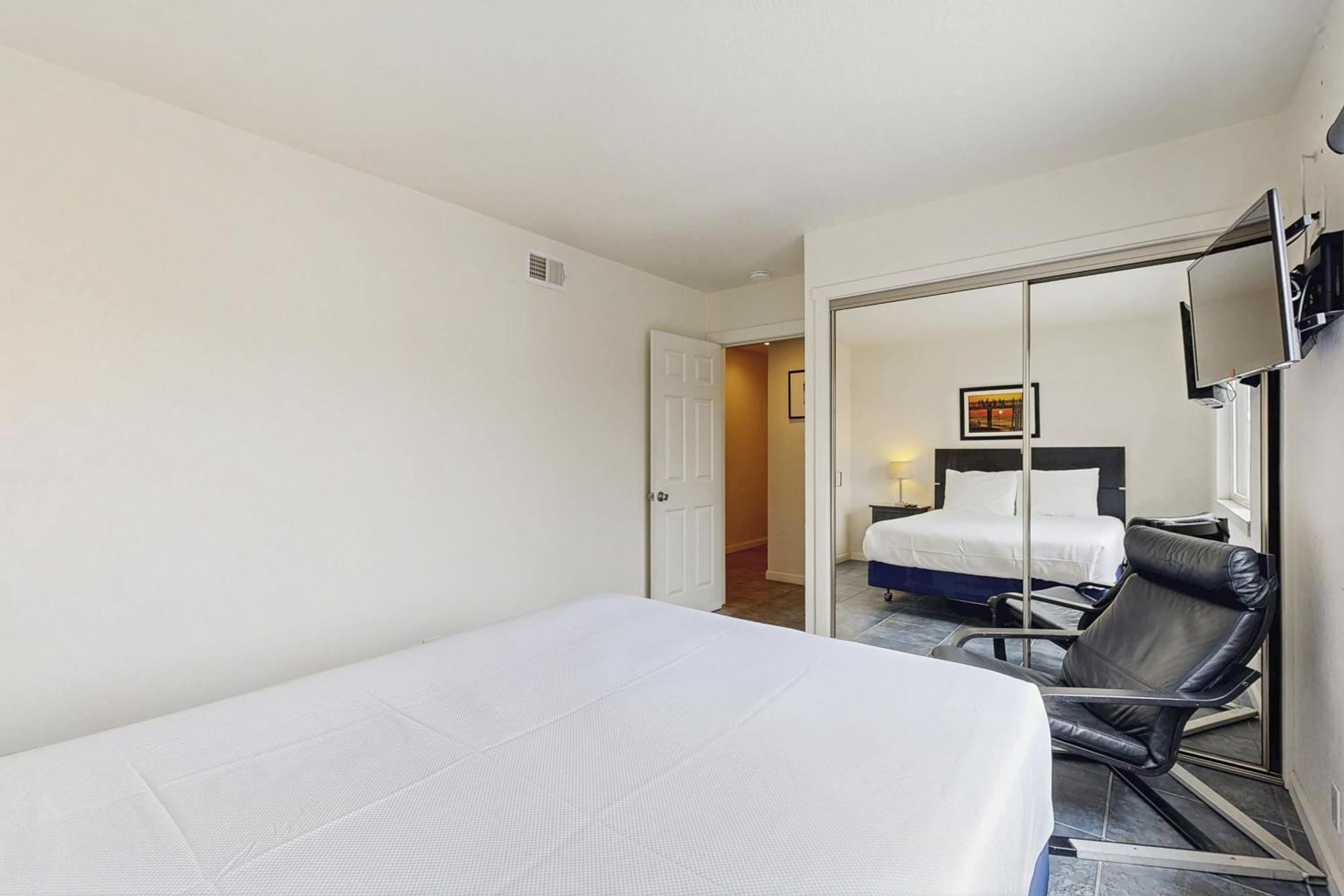 Upper Level Beach Retreat Newport Beach Bagian luar foto